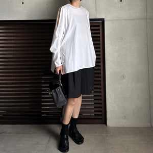 【2025SS PRE ORDER】SHOULDER SLIT CUTSEW