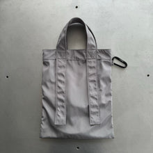 画像をギャラリービューアに読み込む, 【2024予約販売商品】Nylon 2way Carabiner TOTE BAG (M)
